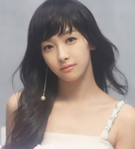 &shy;  转眼间宋茜出道也有七八年了,已经从一开始《la cha ta》舞台