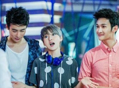 盲约易飞结局是什么和李小虎在一起没易飞是谁演的