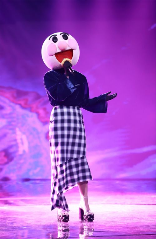 蒙面唱将"面包不是超人"是周笔畅:人生就像面包需要沉淀发酵