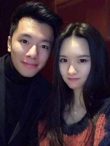 阿冷与凯凯兔亲密合照曝光